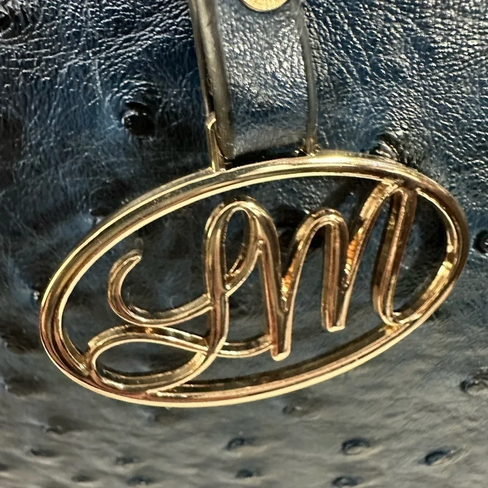 Designer Look without the Designer Price NWT - Picture 2 of 6